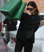 Access_Kardashian_3.jpg