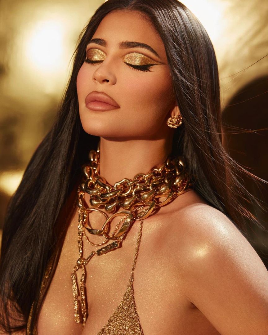 Access_Kardashian_004.jpg