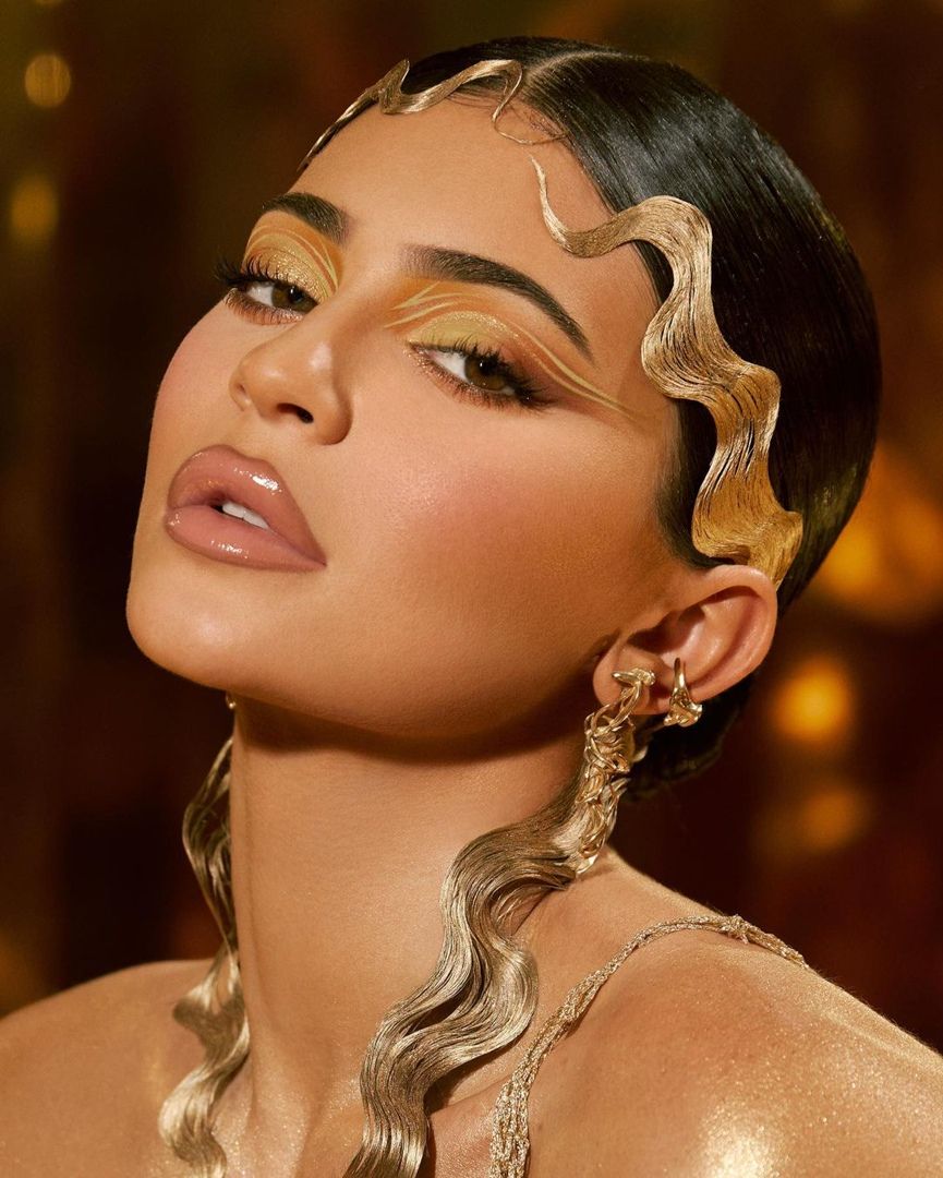 Access_Kardashian_007.jpg