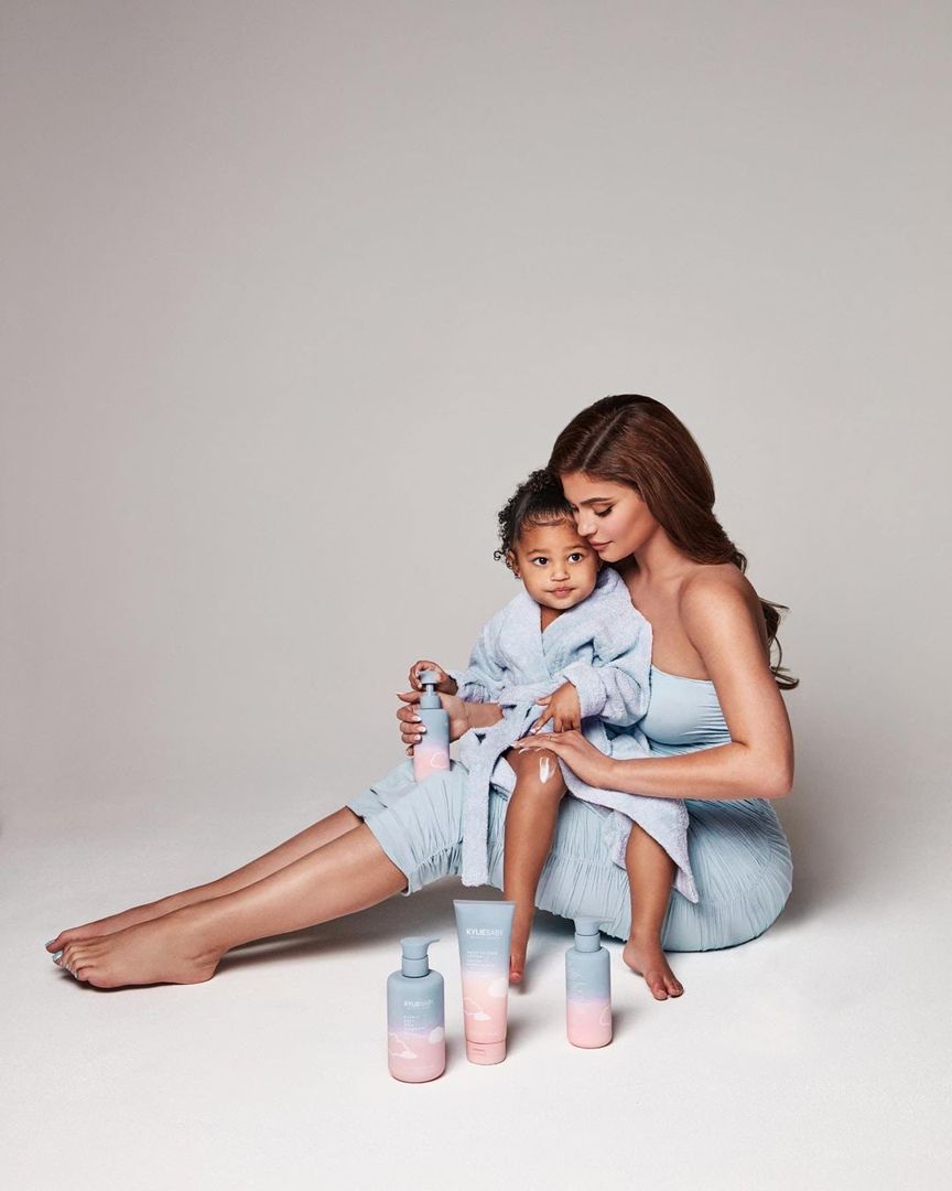 Access_Kardashian_003.jpg