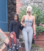 _Access_Kardashian_007.jpg
