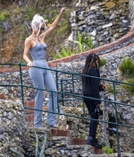 _Access_Kardashian_013.jpg