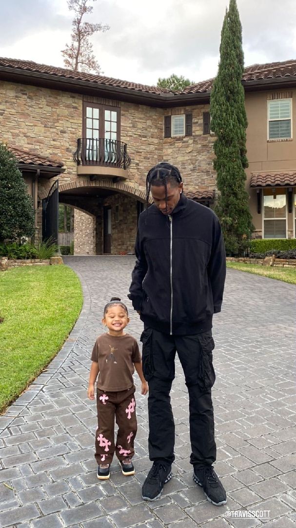 Access_Kardashian_050.jpg