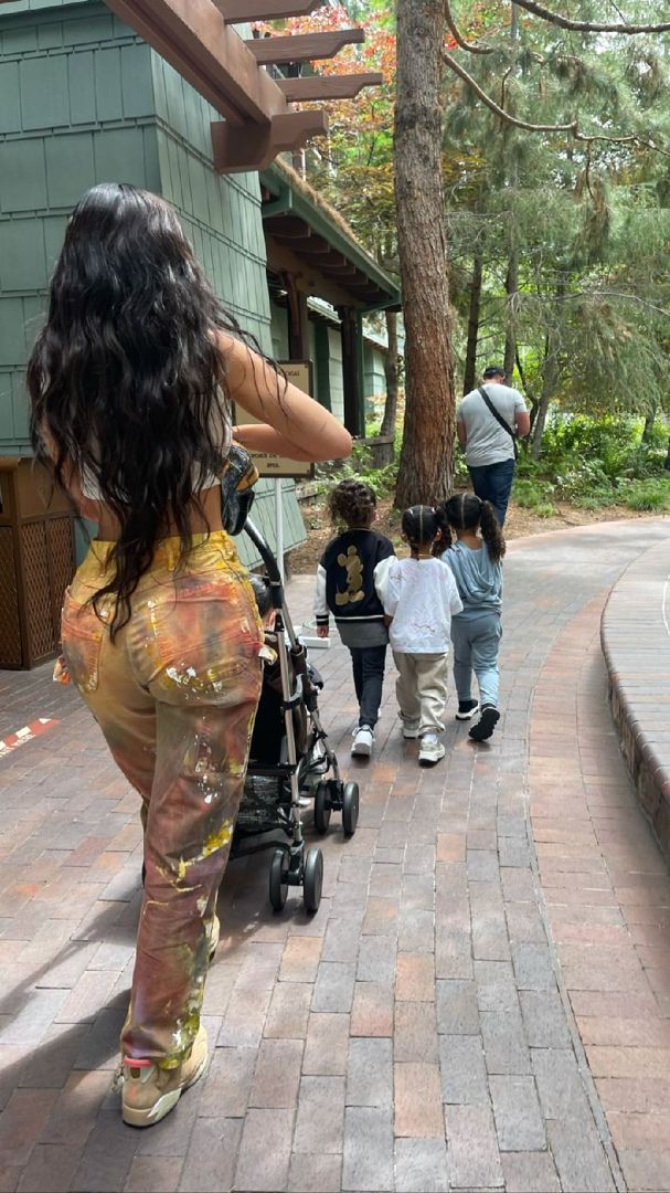Access_Kardashian_075.jpg
