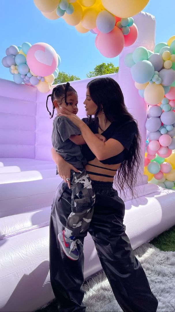 Access_Kardashian_107.jpg