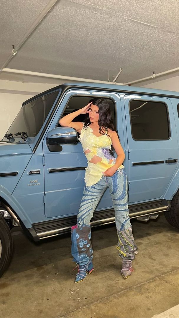 Access_Kardashian_128.jpg