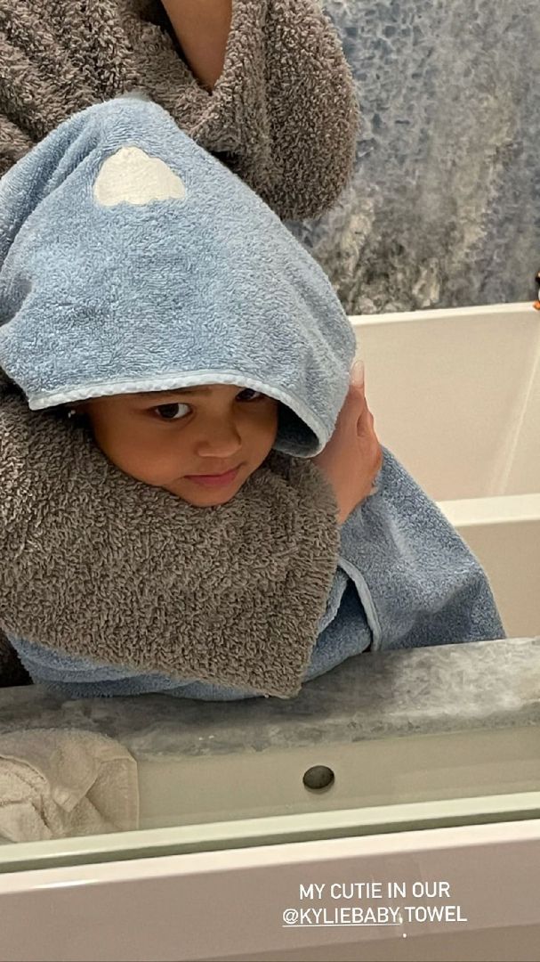Access_Kardashian_193.jpg