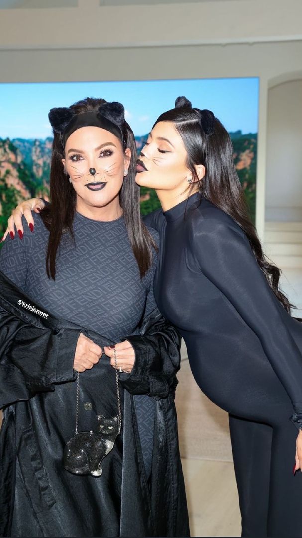 Access_Kardashian_207.jpg