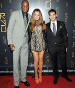 Access_Kardashian_001.jpg