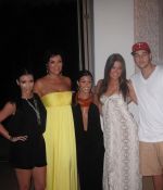 Access_Kardashian_4.jpg