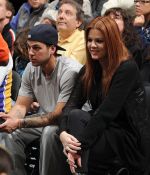 Access_Kardashian_01.jpg
