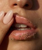 Access_Kardashian_1~0.jpg