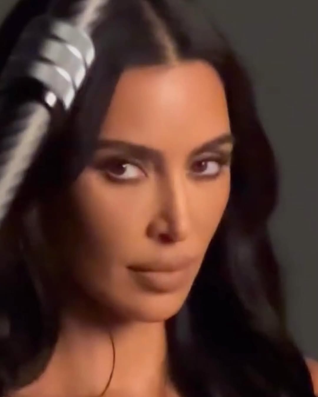Access_Kardashian_2~1.jpg