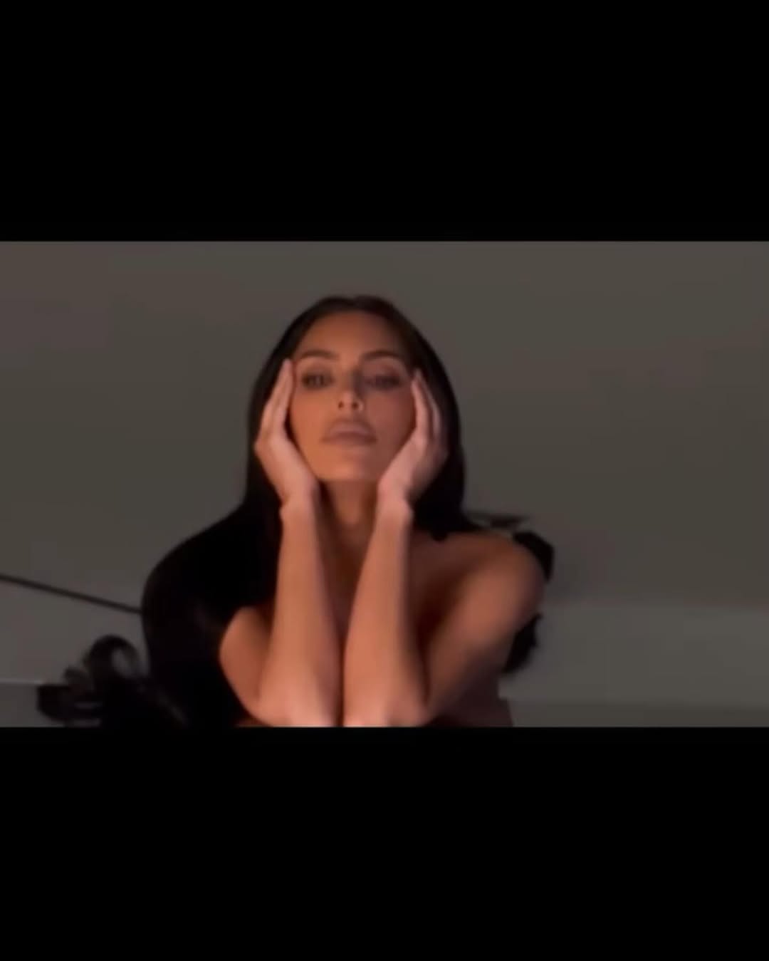 Access_Kardashian_6~0.jpg
