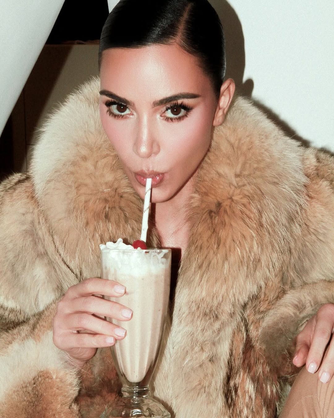 Access_Kardashian_2.jpg