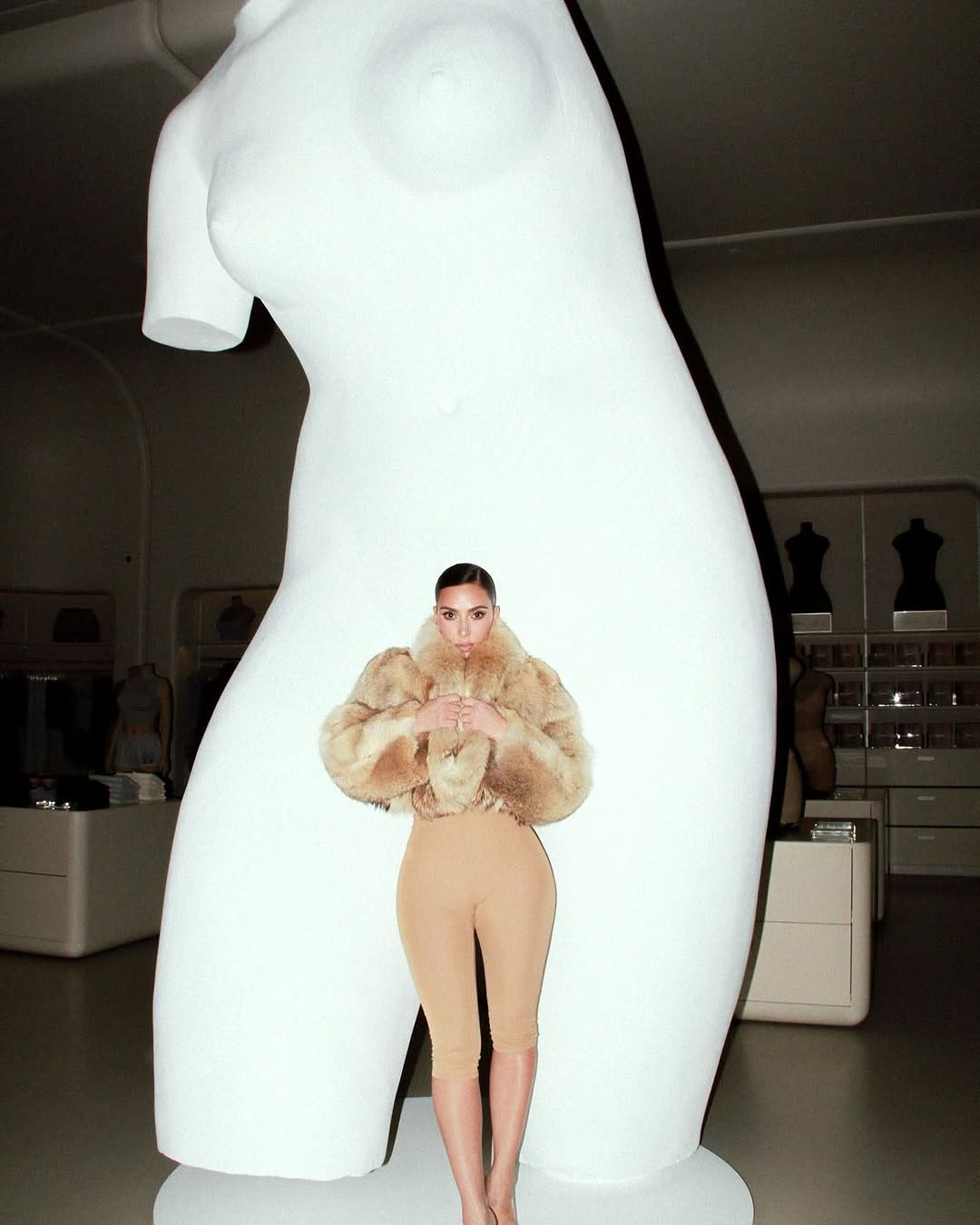 Access_Kardashian_4.jpg