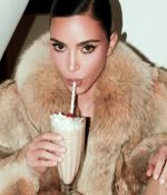 Access_Kardashian_2.jpg