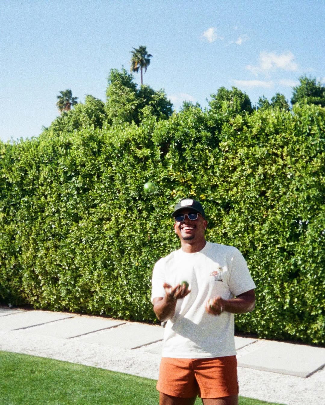 Access_Kardashian_4~0.jpg