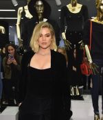 Access_Kardashian_4.jpg