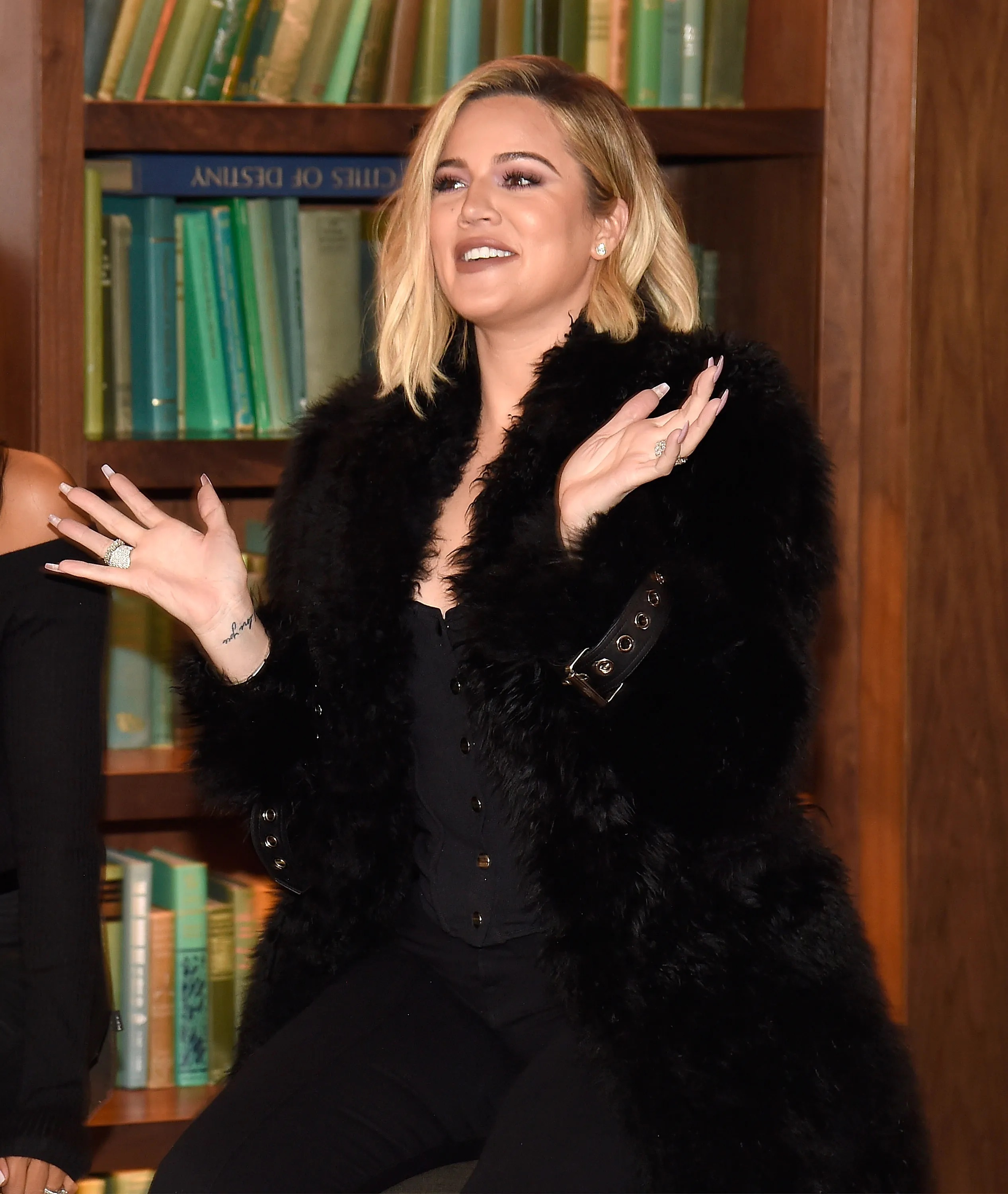 Access_Kardashian_9.jpg