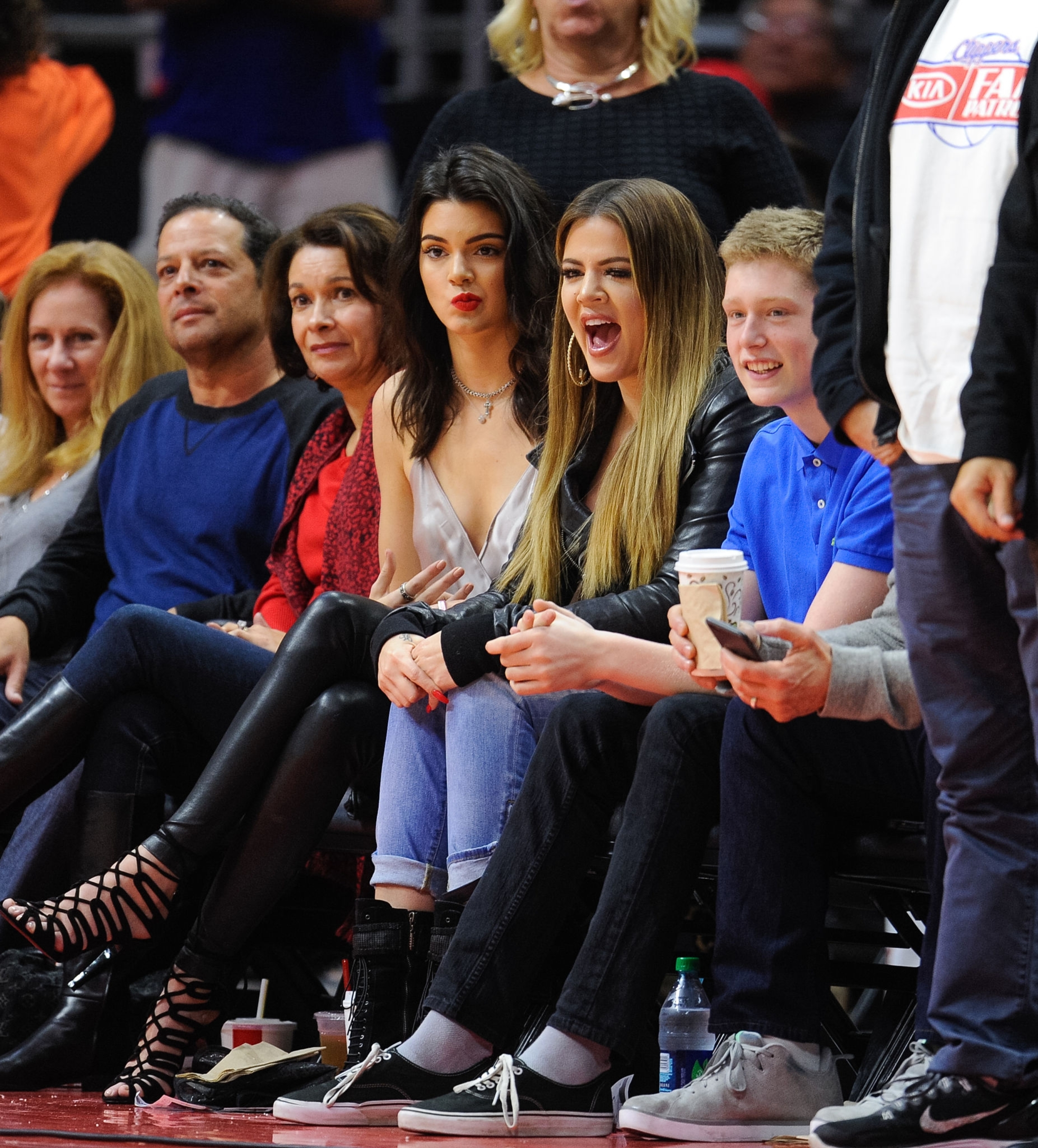 Access_Kardashian_14.jpg
