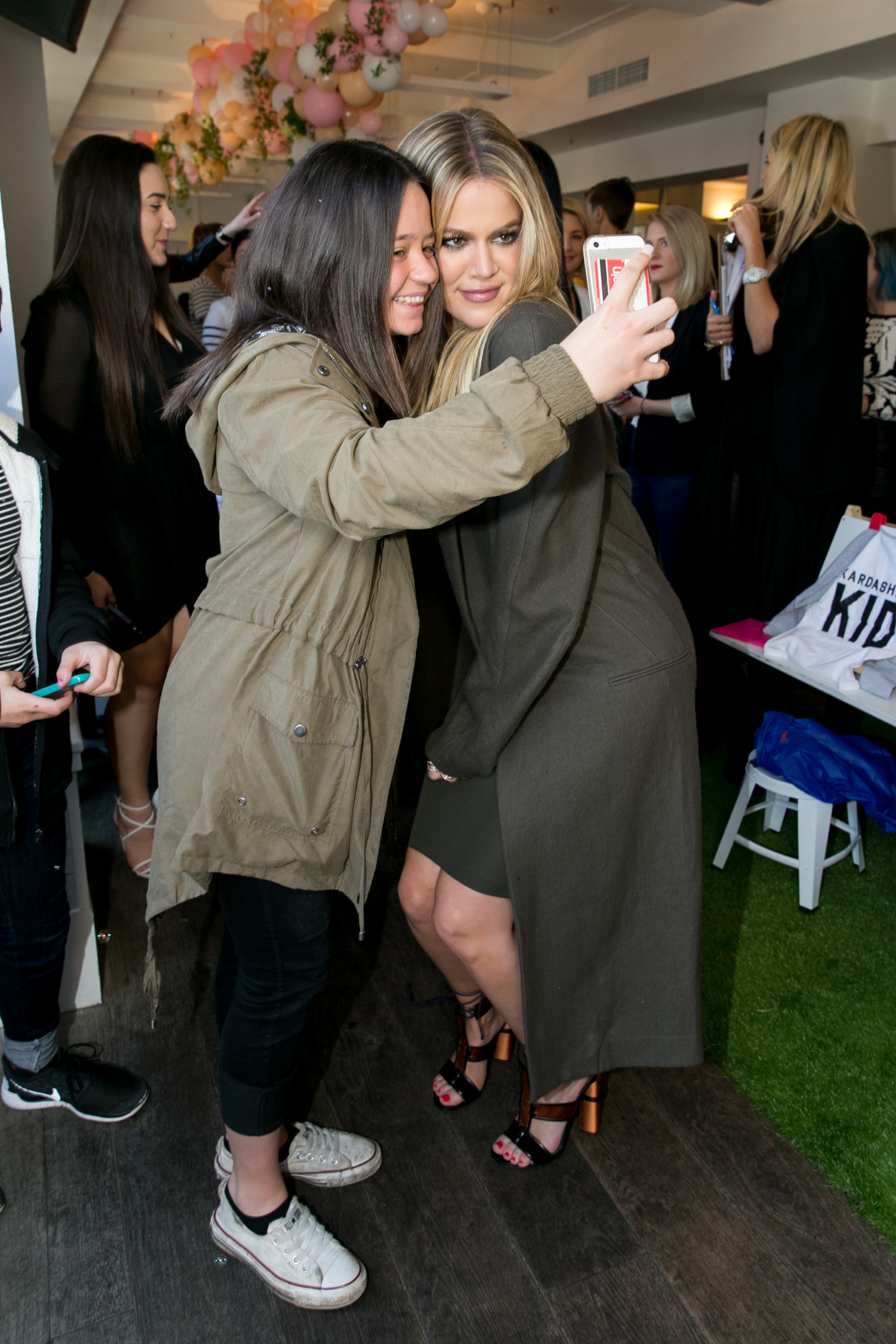 Access_Kardashian_3.jpg
