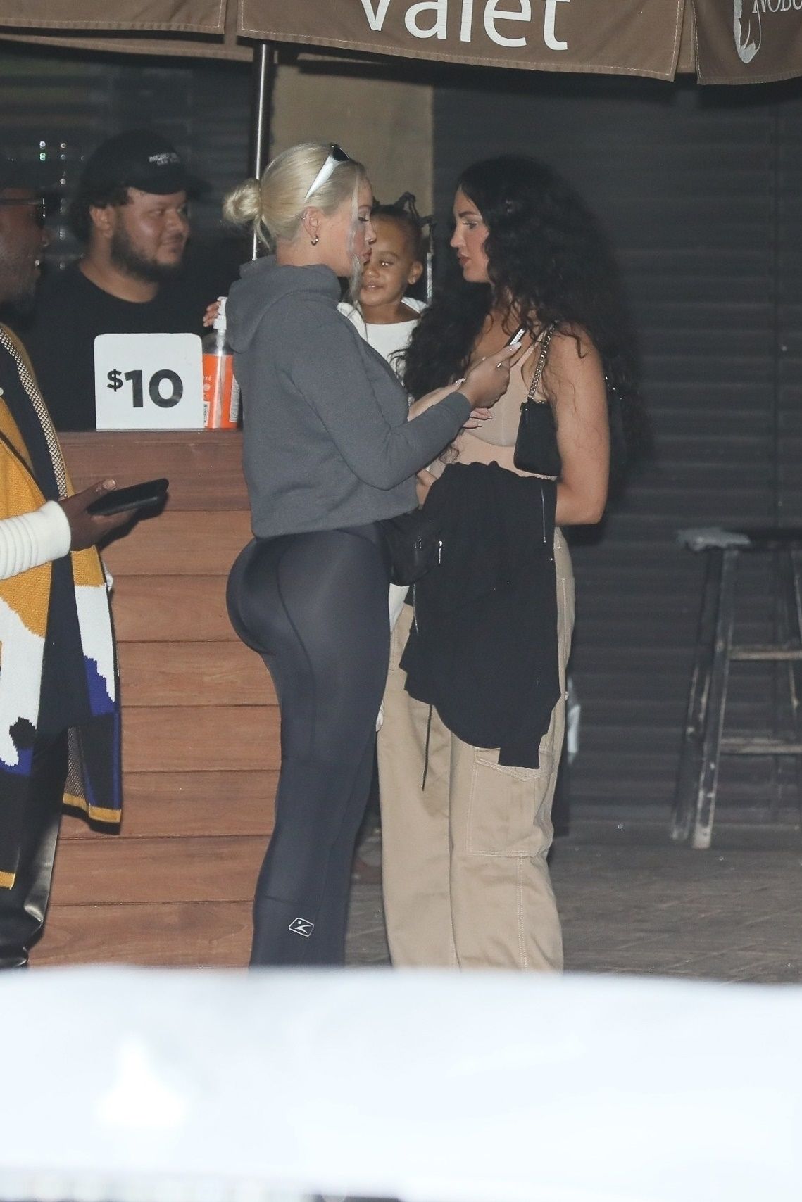 Access_Kardashian_007.jpg