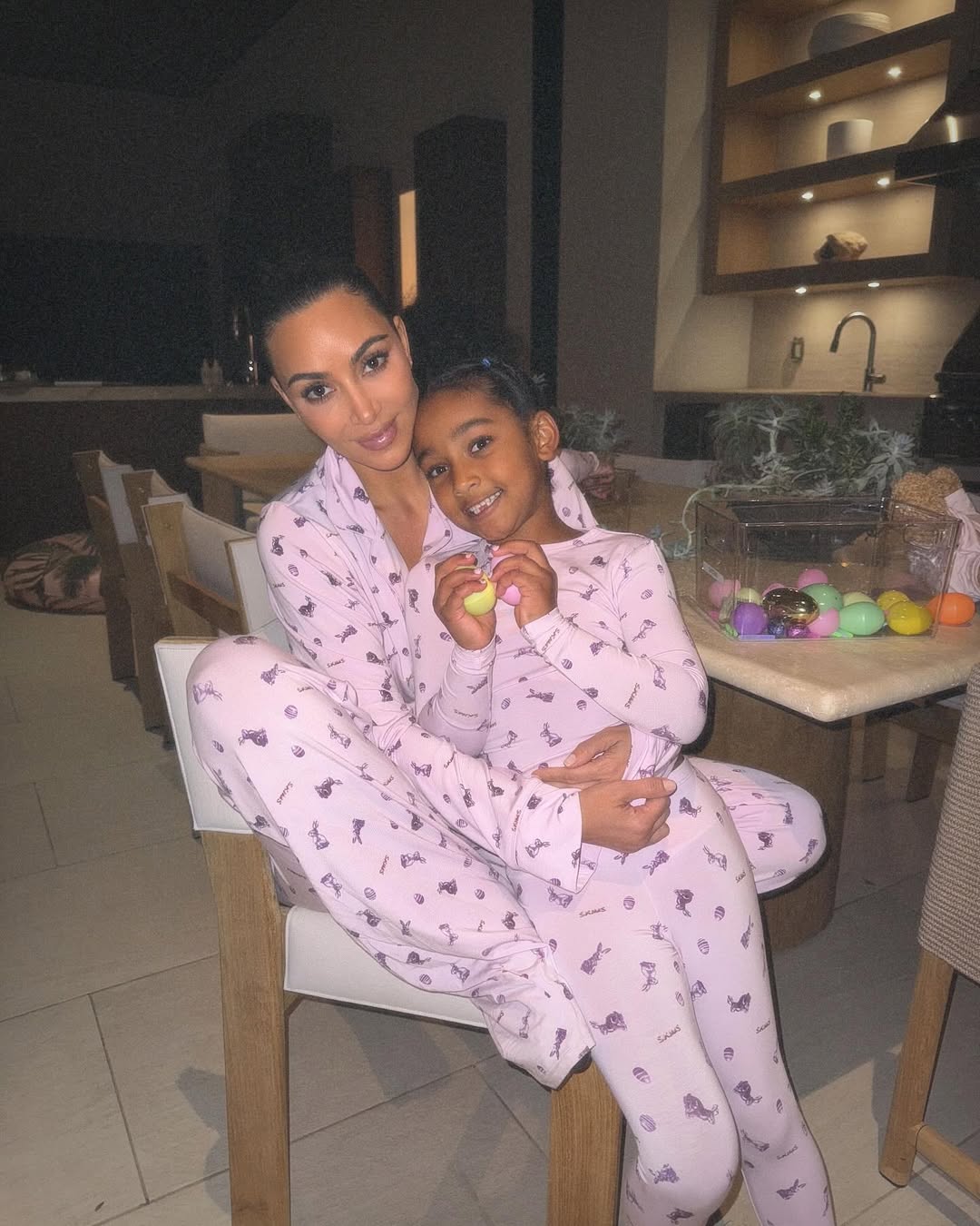 Access_Kardashian_13.jpg