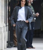 Access_Kardashian_128.jpg