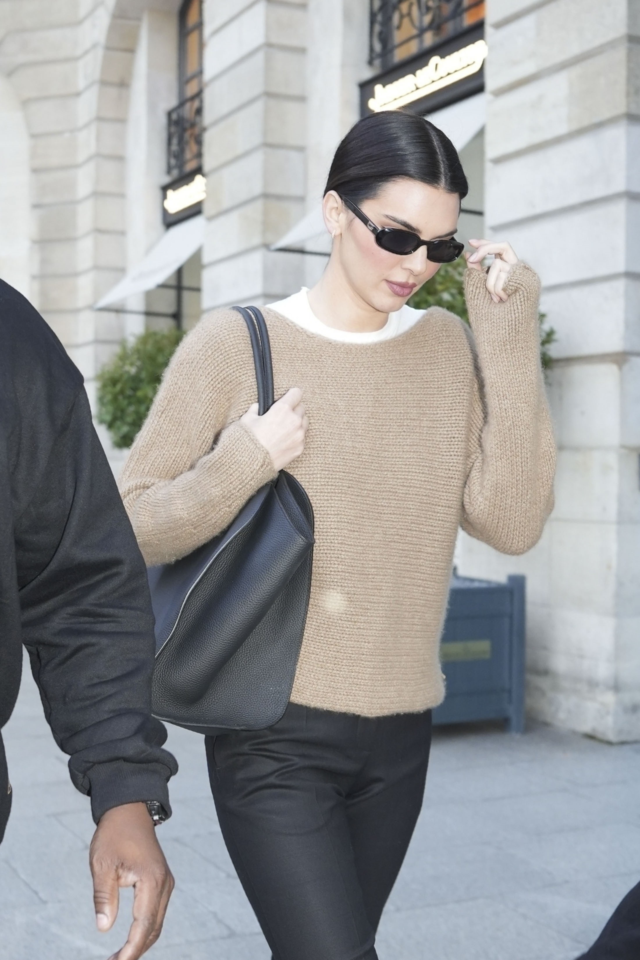 access_2812629.jpg