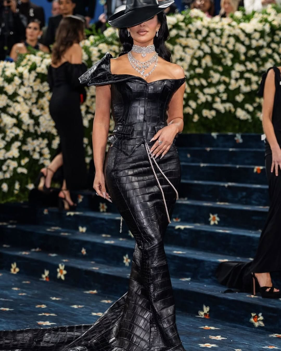 Access_Kardashian_7.jpg