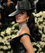 Access_Kardashian_6.jpg