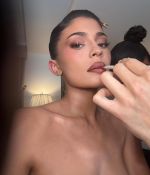 Access_Kardashian_4.jpg