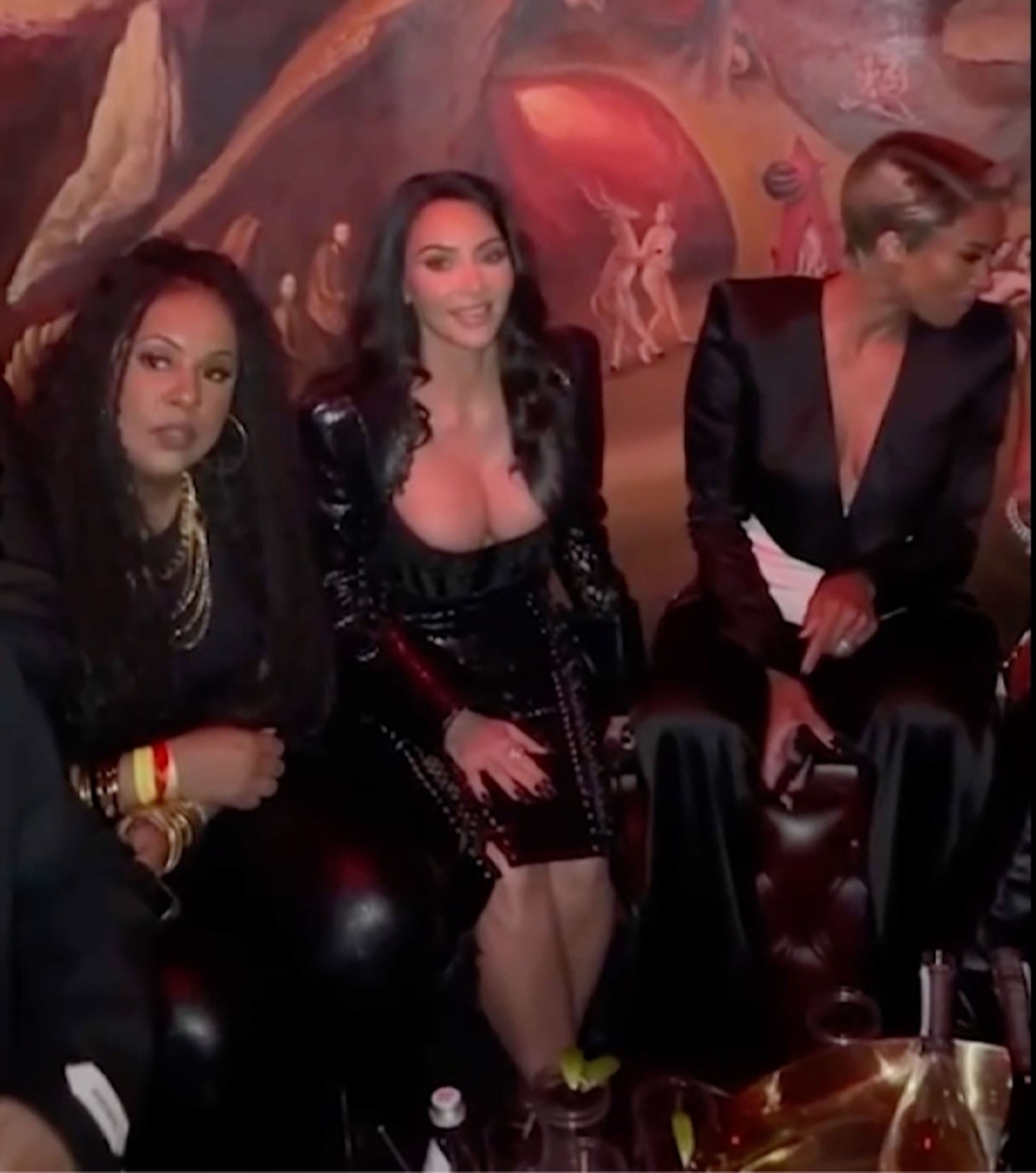 Access_Kardashian_12.jpg