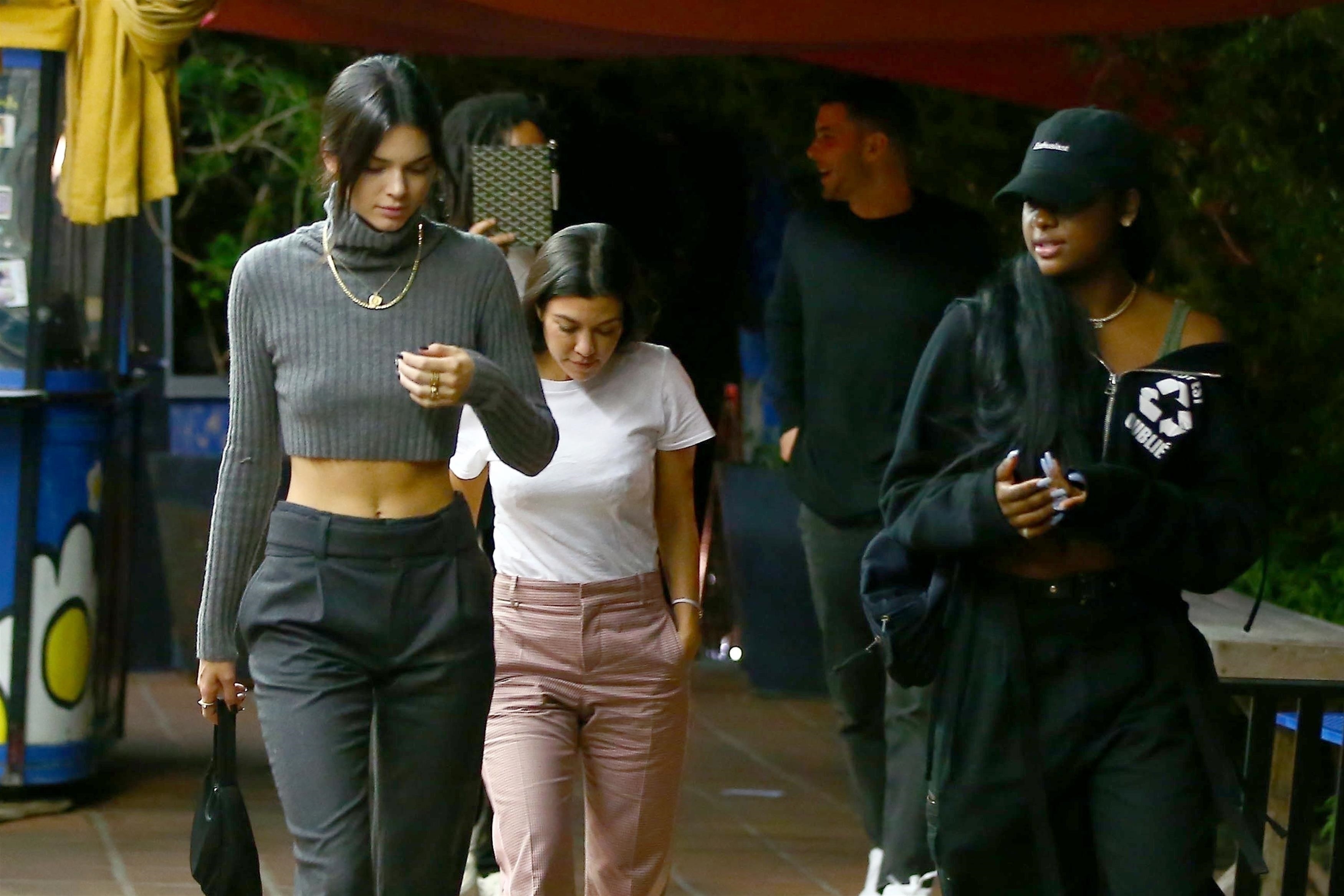 Access_Kardashian_11.jpg
