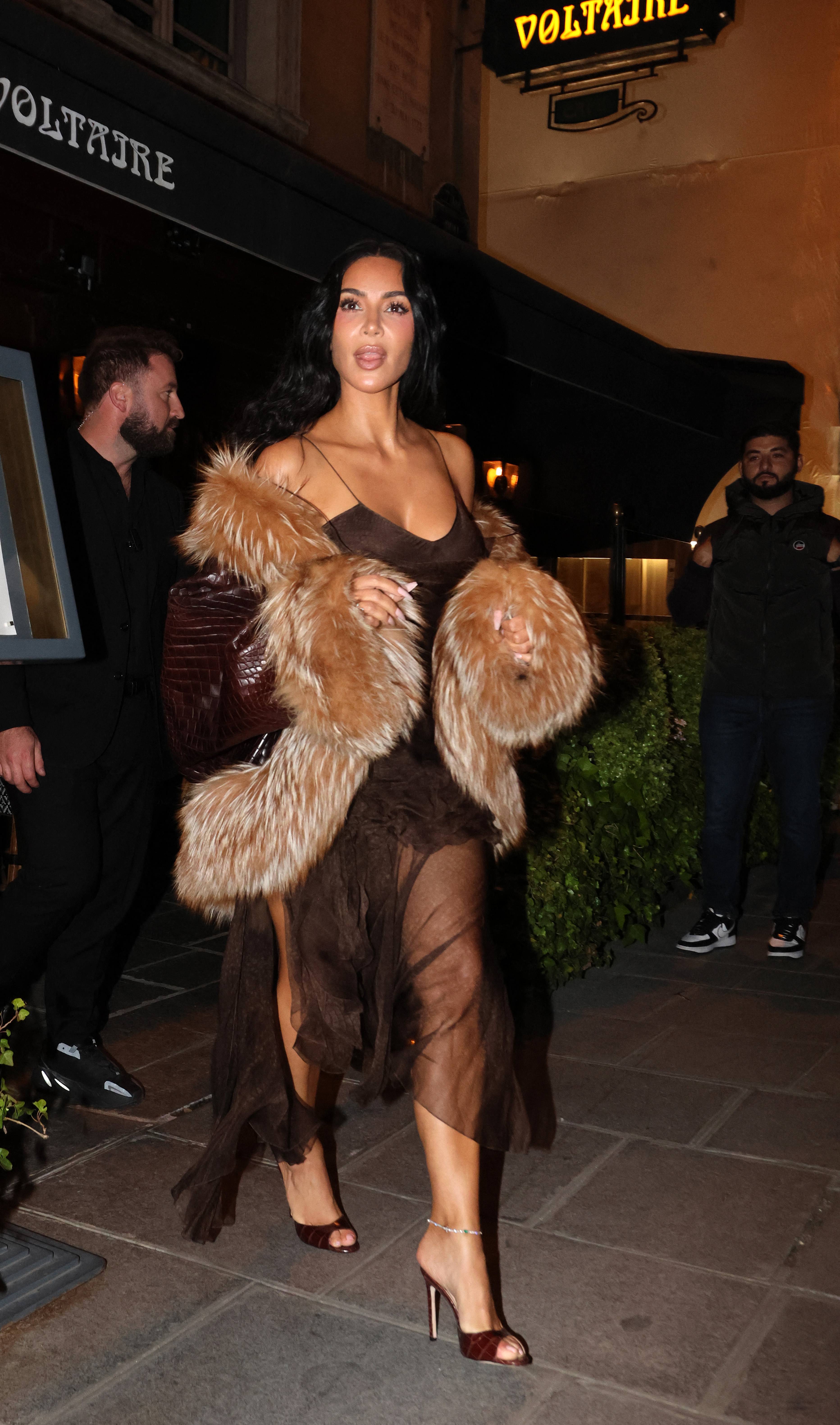 Access_Kardashian_7.jpg