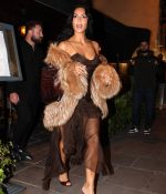 Access_Kardashian_8.jpg