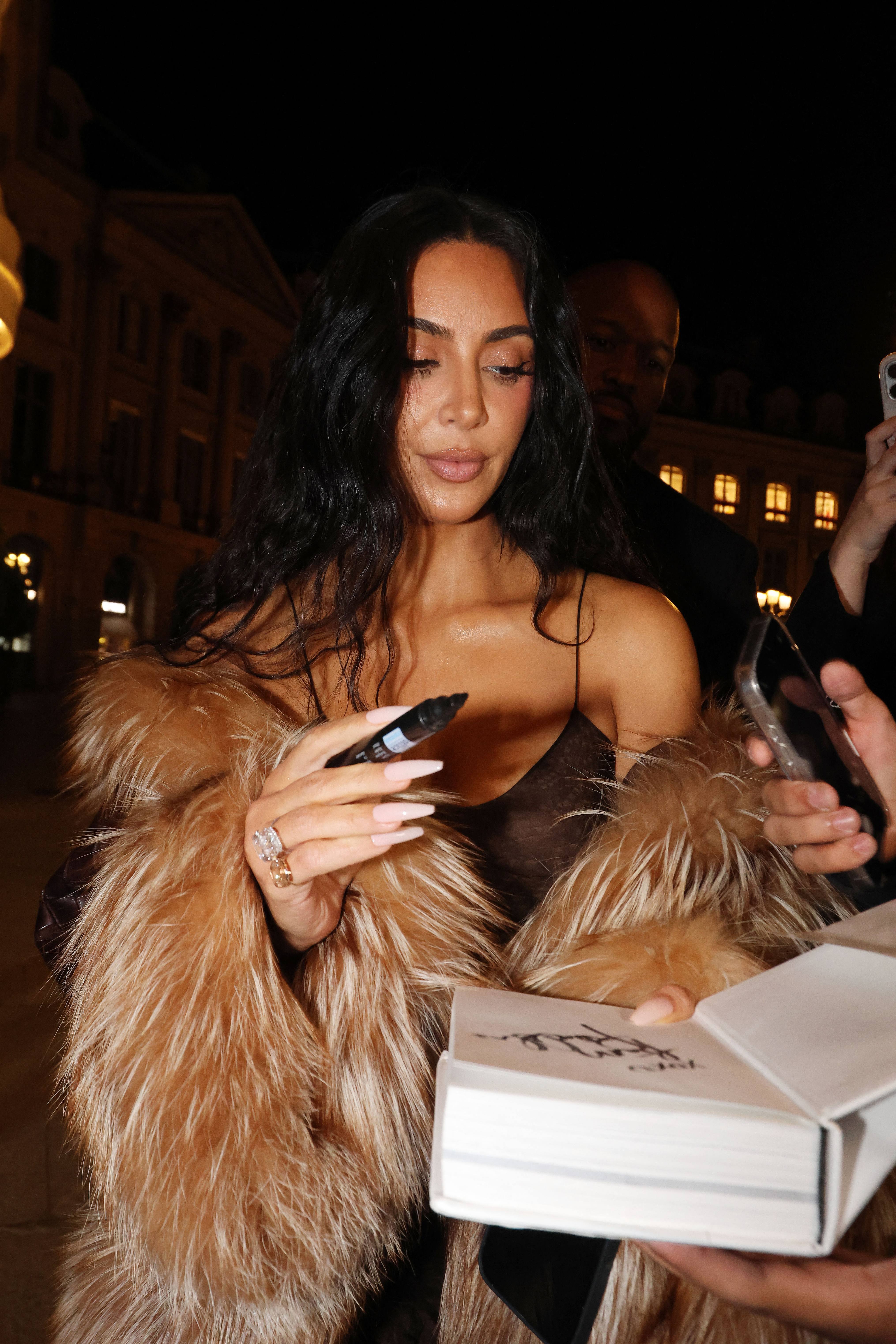Access_Kardashian_17.jpg