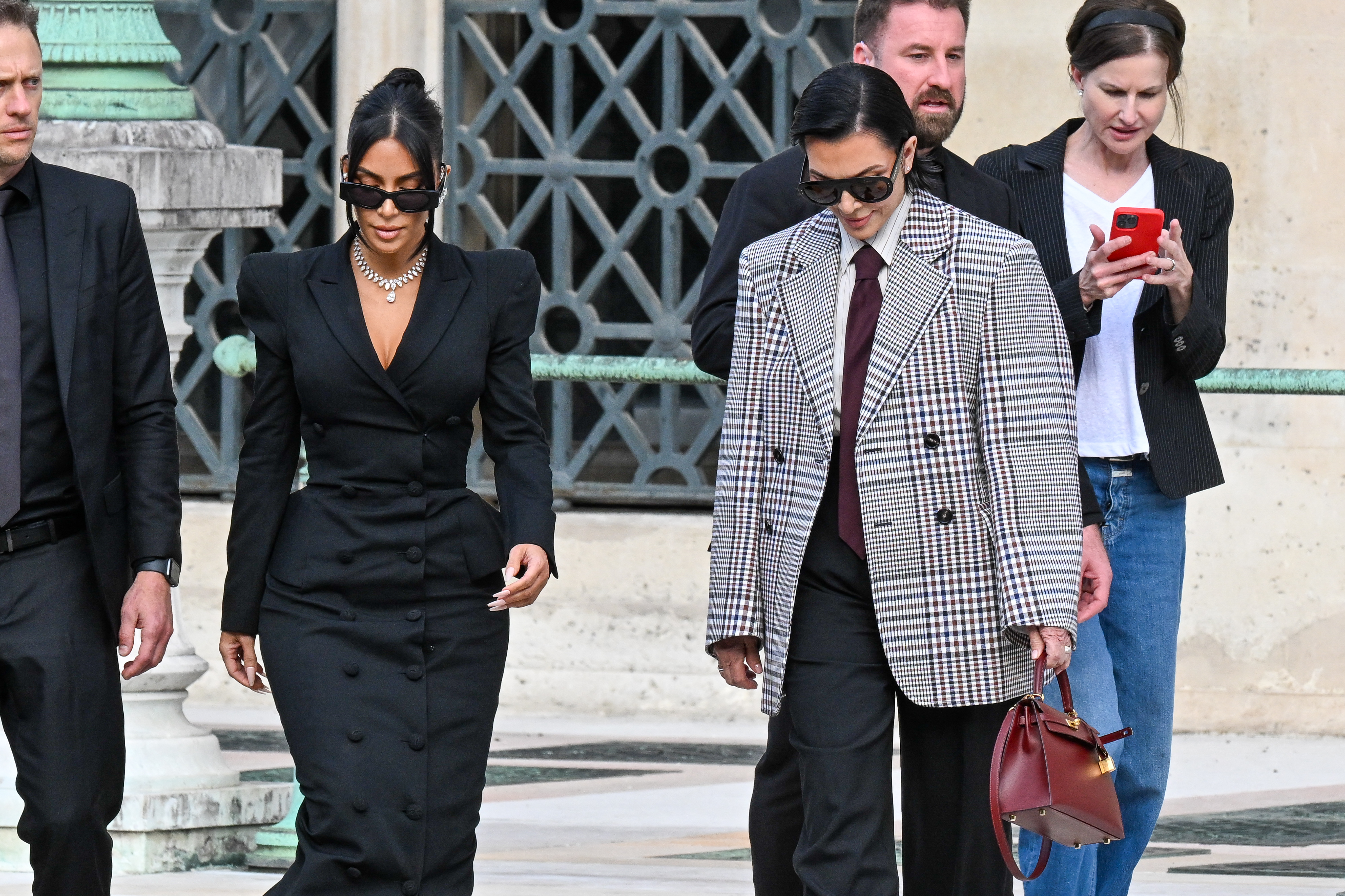 Access_Kardashian_100.jpg