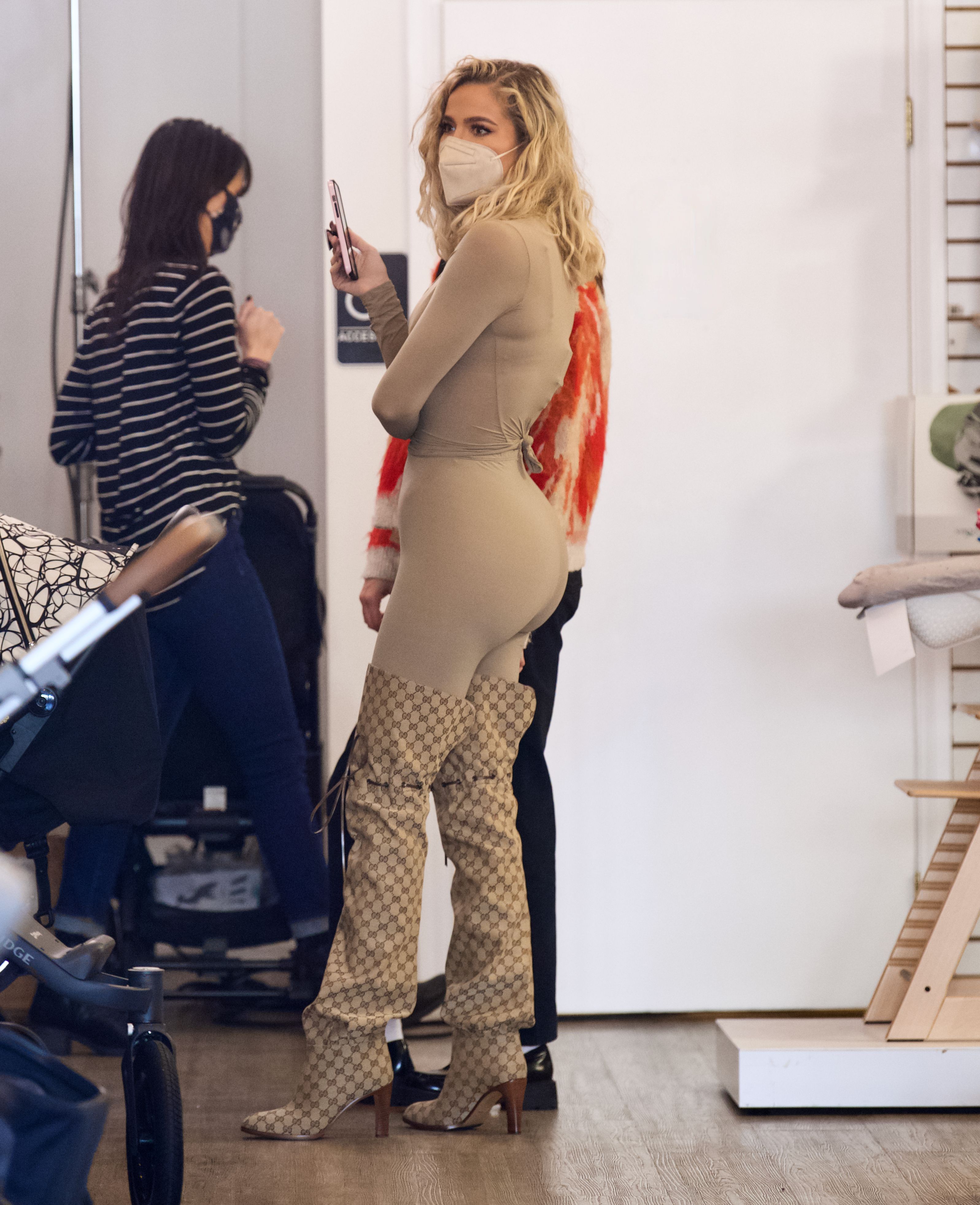 Access_Kardashian_031.jpg