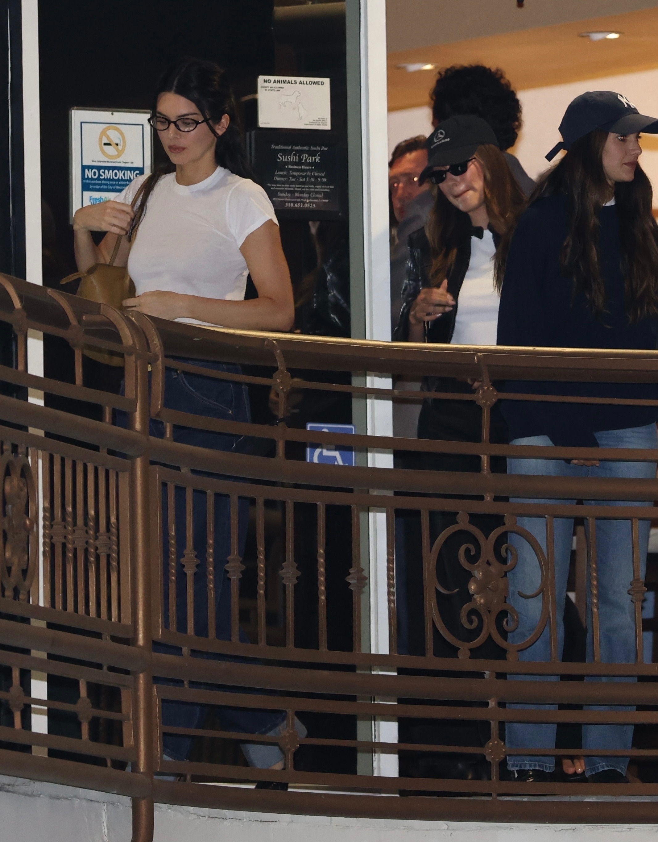 Access_Kardashian_102.jpg
