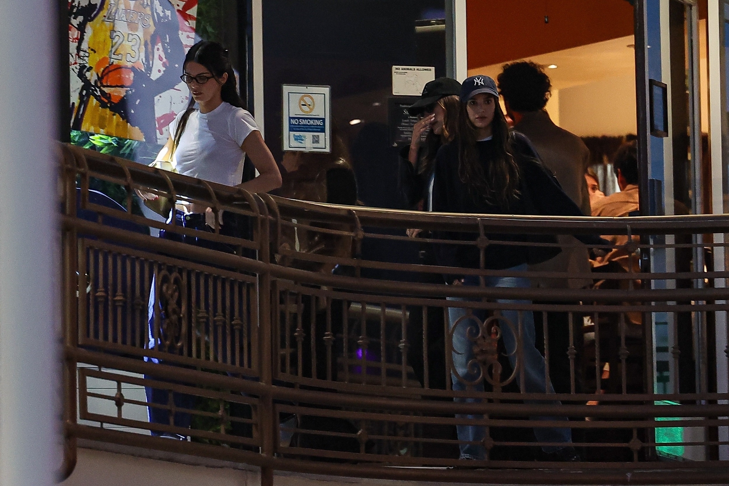 Access_Kardashian_14.jpg