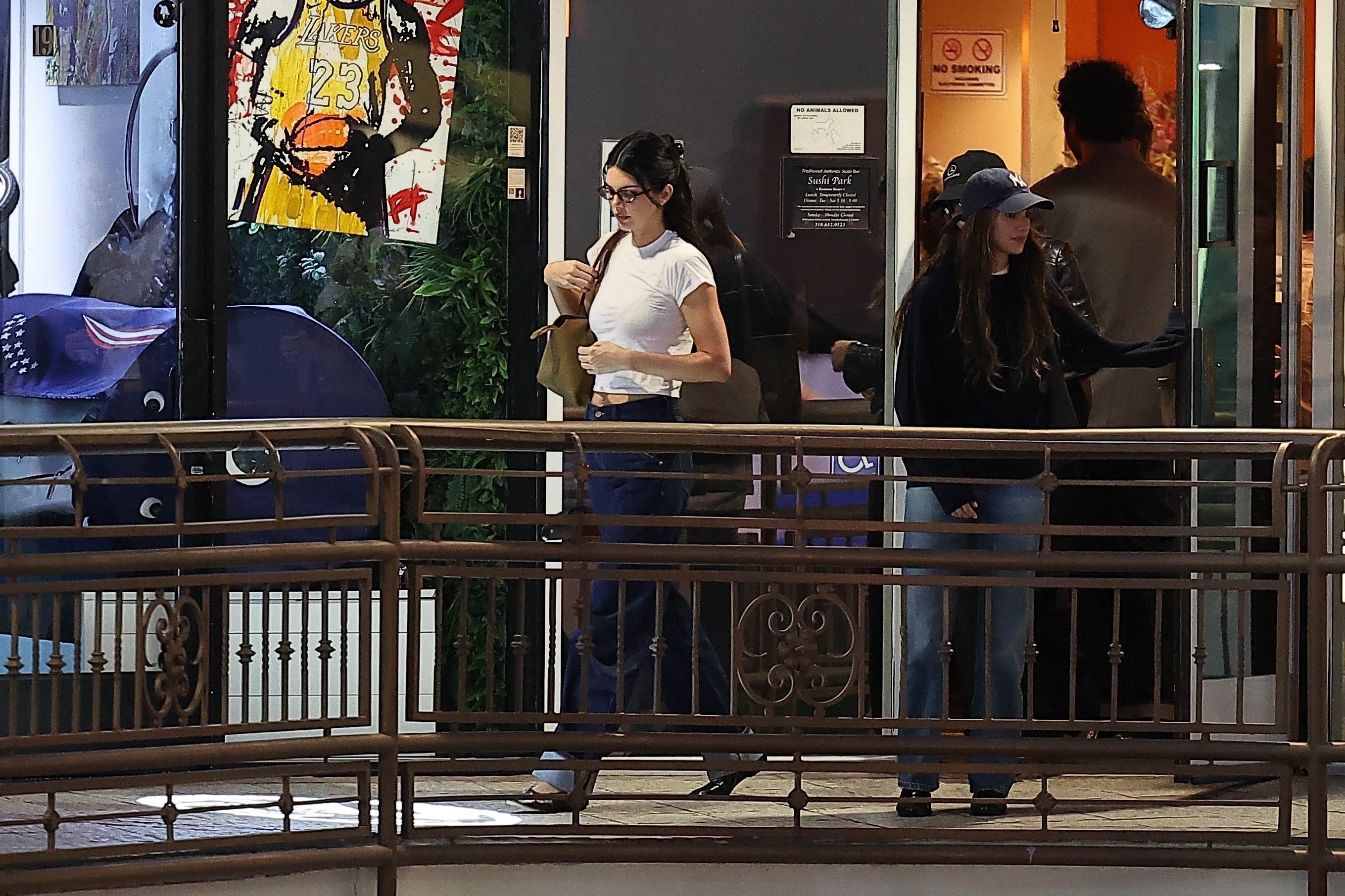 Access_Kardashian_184.jpg