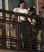 Access_Kardashian_286~0.jpg