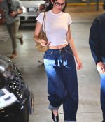 Access_Kardashian_325.jpg
