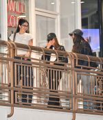 Access_Kardashian_388.jpg