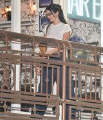 Access_Kardashian_403.jpg