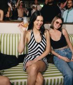 Access_Kardashian_2.jpg