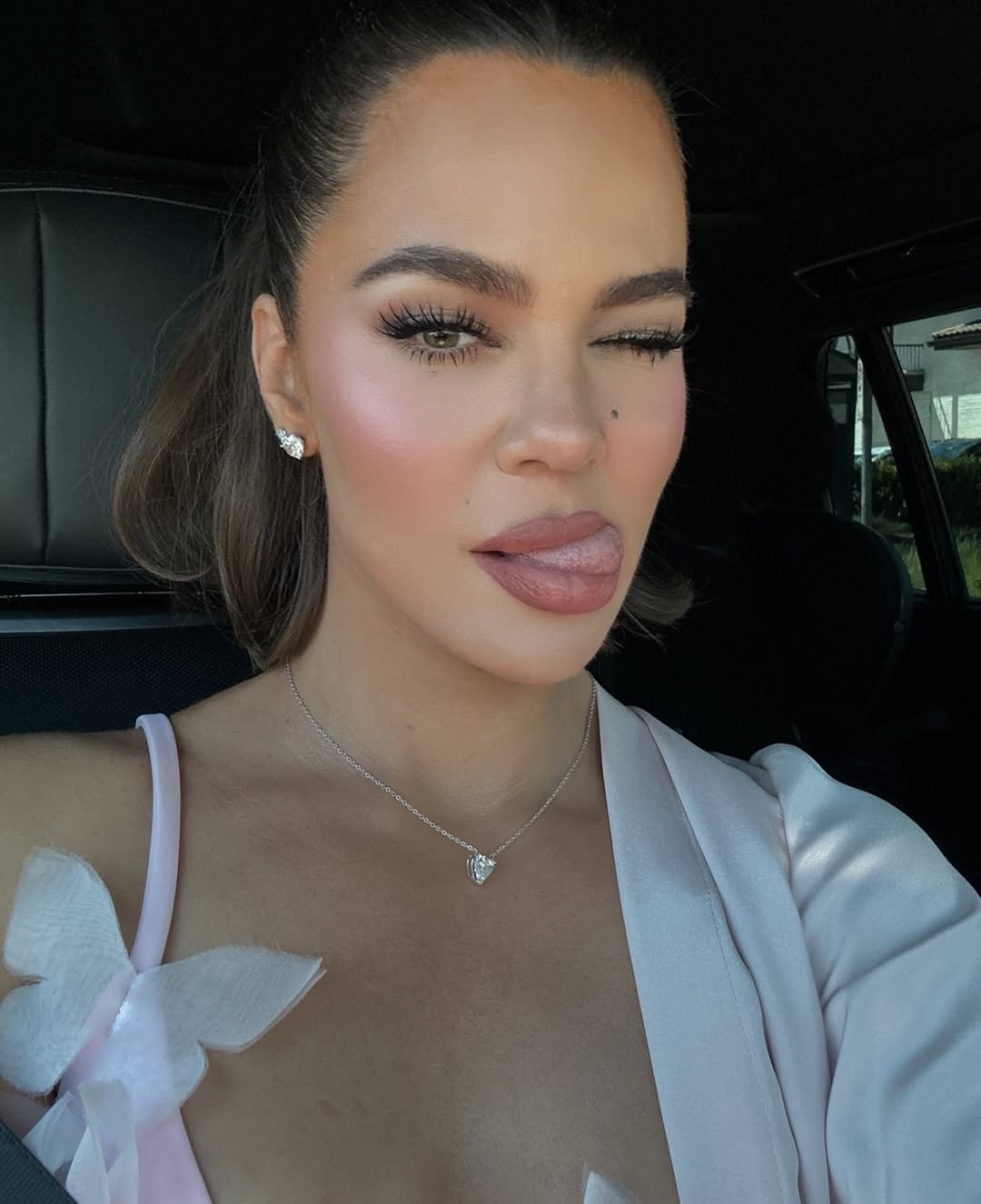 Access_Kardashian_16.jpg