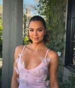 Access_Kardashian_8.jpg